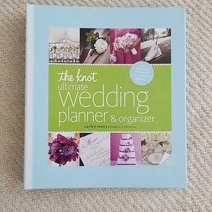 NWOT The Knot Wedding planner & organizer